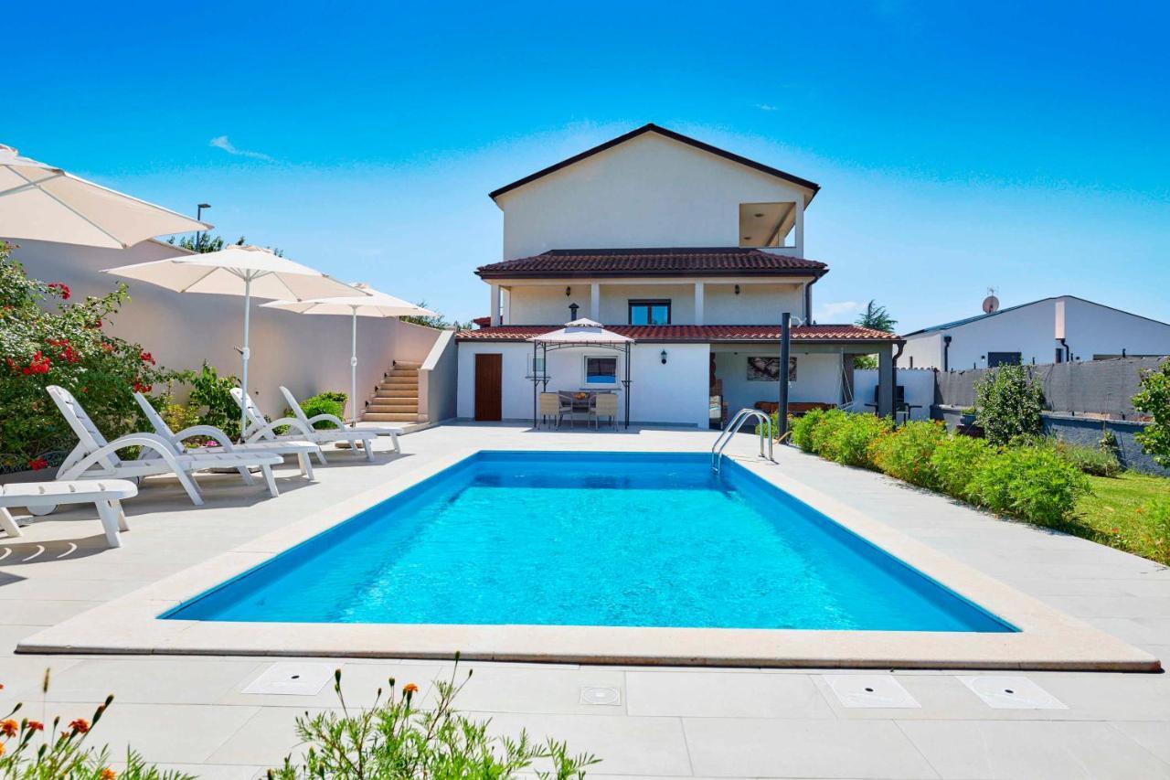 Holiday House Emma Burići Esterno foto