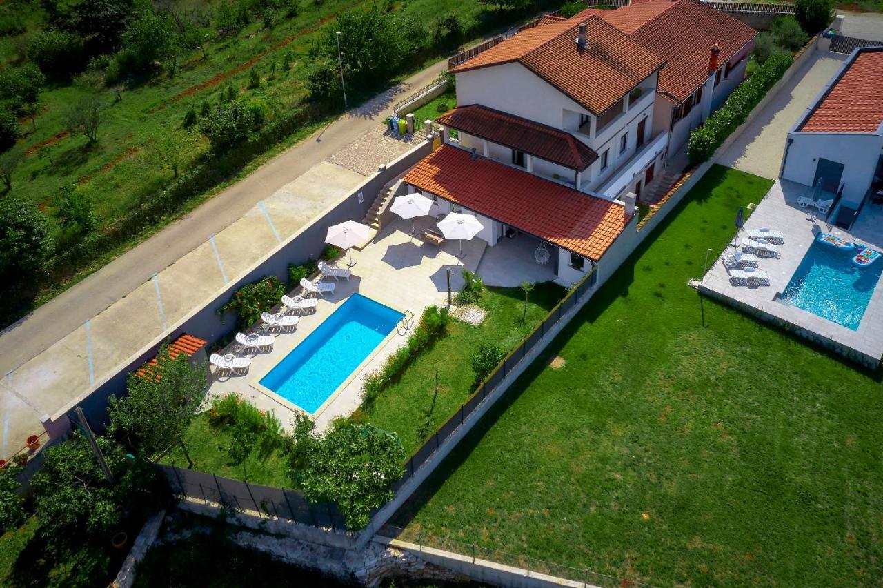 Holiday House Emma Burići Esterno foto